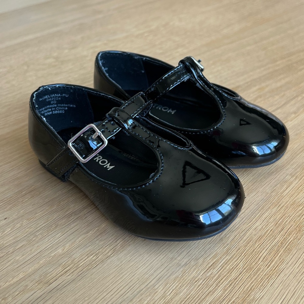 Nordstrom Children’s Girls Black Mary Jane Dress Shoes